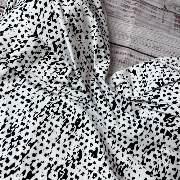 Calvin Klein One Piece - Picture 2 of 5